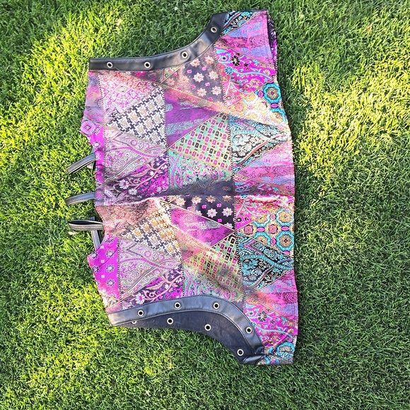 Corset and vest to go with it - Picture 4 of 4